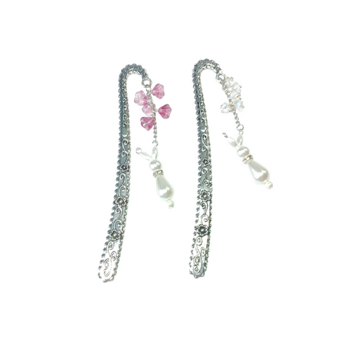 NEW Bunny & blossoms beaded Bookmark