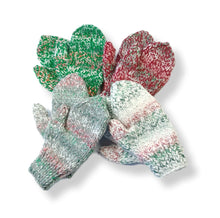 Festive Mittens - 5 to 9 years - 4 Colour options