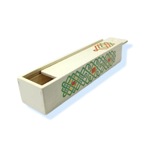 Pencil box - Celtic design