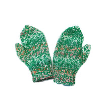 Festive Mittens - 5 to 9 years - 4 Colour options