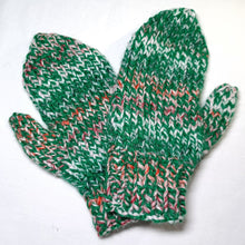 Festive Mittens - 5 to 9 years - 4 Colour options