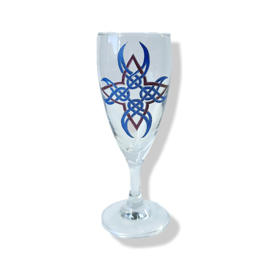 Flute glass - Celtic design