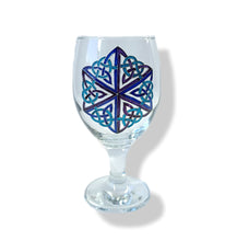 Wine glass - Celtic design - 2 colour options